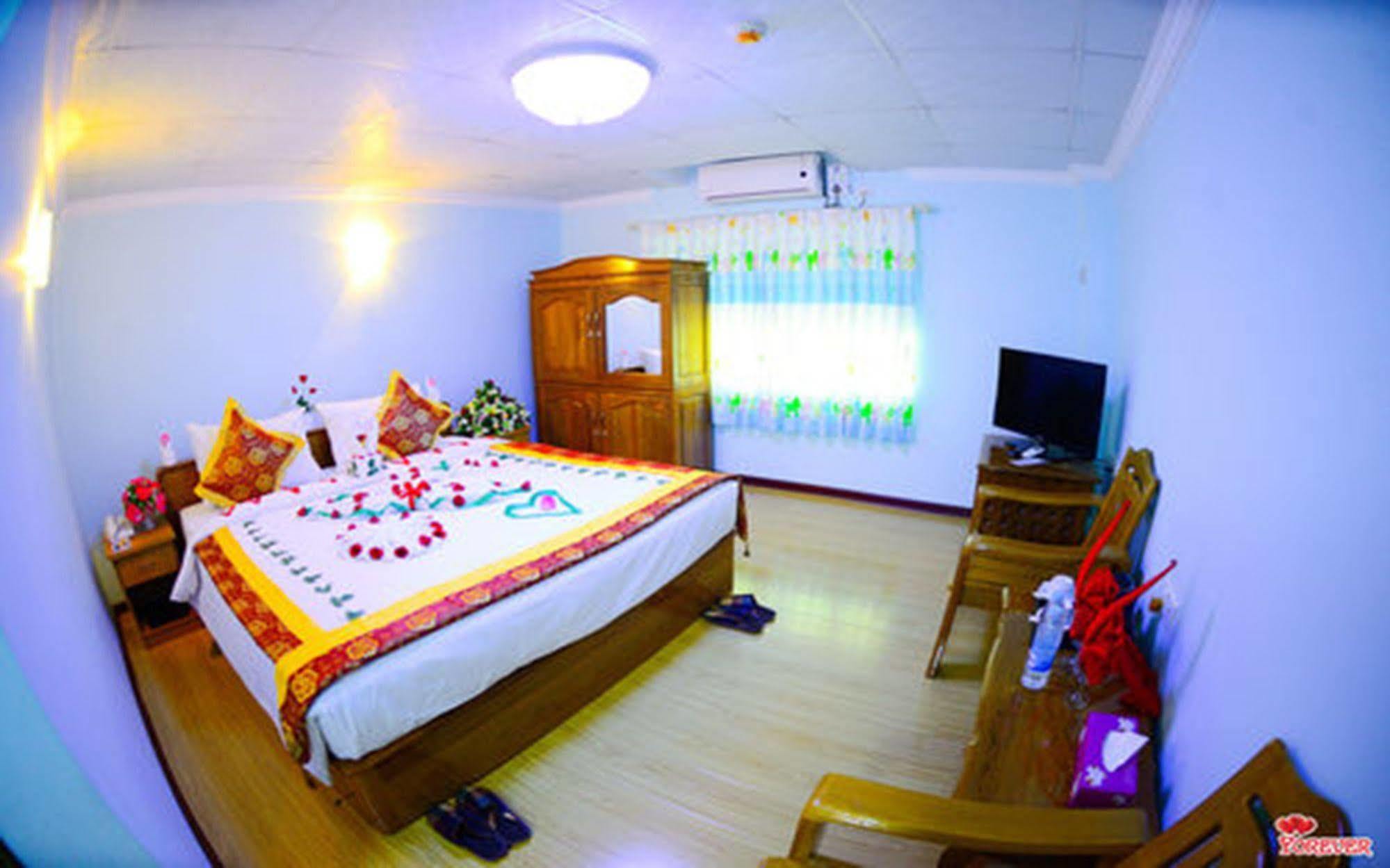 Vega Star Hotel Gyogon Zewnętrze zdjęcie